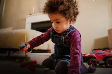 Wakacje letnie i film „Kevin sam w domu”: w jaki sposób dostawcy usług internetowych mogą odpowiedzieć na potrzebę kontroli rodziców dzięki niedrogiemu monitoringowi wideo w chmurze dla domu monitoring wideo dla domu