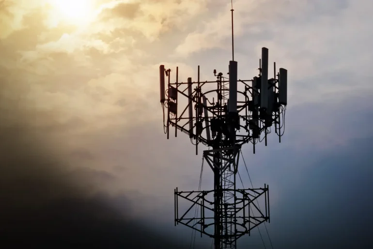 Tendências de Telecomunicações VSaaS 2026: Impulsionando o Crescimento, a Inovação e a Fidelidade dos Assinantes Tendências de VSaaS_telecom 2026