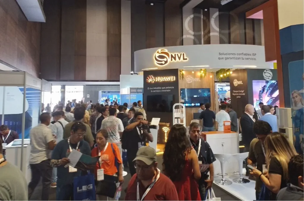 Expo ISP Perú 2026 Event visitors and participants