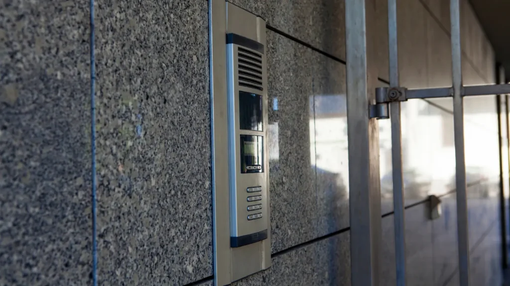 SIP-compatible intercom for smart intercom as a service of telcos