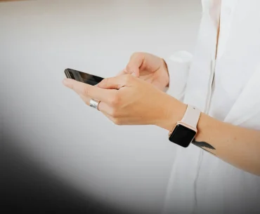 Acceso sin llave mediante enlace temporal en intercomunicador inteligente como servicio