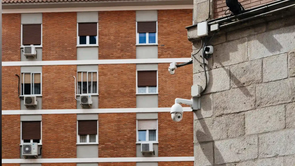 clients for vsaas - residentail areas-and-inhabitants